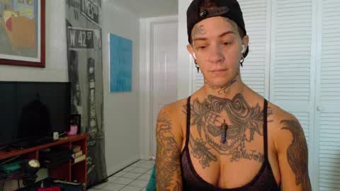 Snapshot of tattooed_natalia chatting on 6, 5, 2026 Natalia 3 online show from 6, 5, 2026