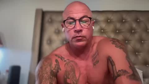 Snapshot of tattoosandabs chatting on 12, 3, 2025 tattoosandabs online show from 12, 3, 2025