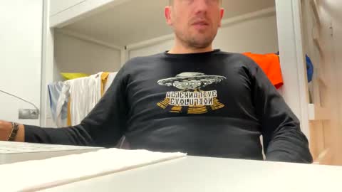 Snapshot of tatuador40 chatting on 4, 1, 2025 Tatuador40 online show from 4, 1, 2025