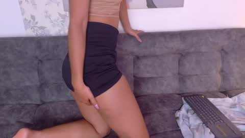 Taty Miller online show from 2, 4, 2026