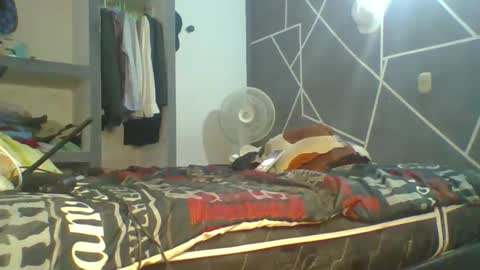 Snapshot of tauron420 chatting on 10, 12, 2024 tauron420 online show from 10, 12, 2024