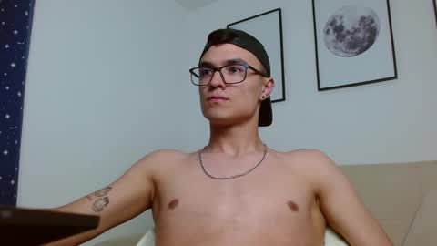 Snapshot of taurus4k chatting on 20, 12, 2024 taurus4k online show from 20, 12, 2024