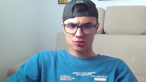 Snapshot of taurus4k chatting on 20, 1, 2025 taurus4k online show from 20, 1, 2025