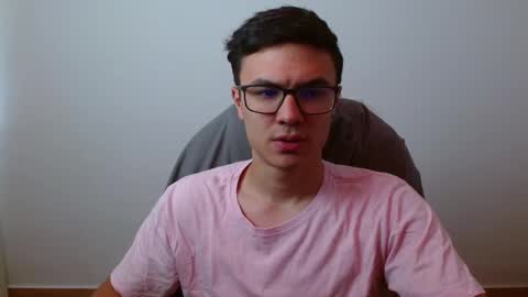 Snapshot of taurus4k chatting on 9, 3, 2025 taurus4k online show from 9, 3, 2025