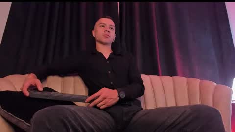 tayler_milers online show from 11, 6, 2026