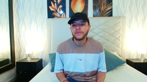 Snapshot of taylor_mason1 chatting on 18, 11, 2025 Taylor online show from 18, 11, 2025