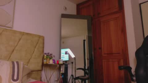 taylorcollinss online show from 3, 6, 2026