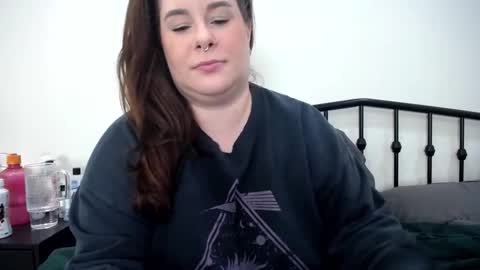 Taylor Michaels online show from 1, 12, 2025