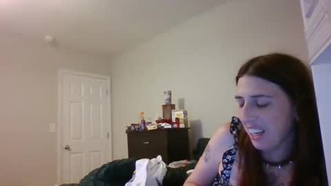 taylorslay online show from 10, 3, 2026