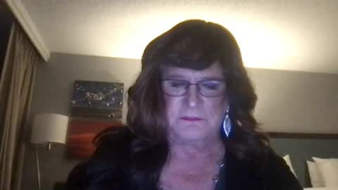 taylorsub22 online show from 24, 4, 2026