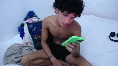 Snapshot of tayronx33 chatting on 29, 12, 2024 Tayron online show from 29, 12, 2024