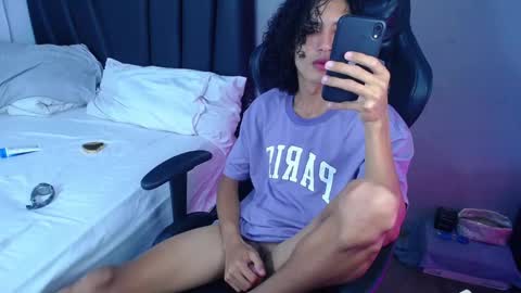 Tayron online show from 21, 3, 2026