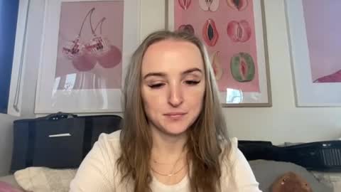 Tay Rose online show from 20, 7, 2026