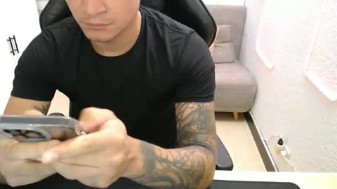 DYNAMITE DUO69 online show from 10, 2, 2026