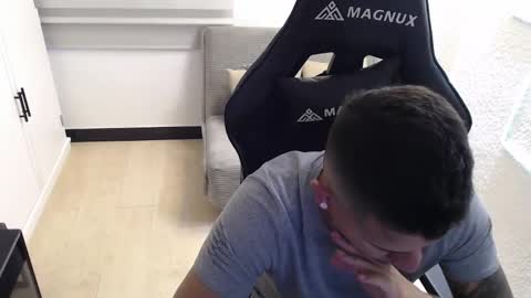 DYNAMITE DUO69 online show from 7, 4, 2026