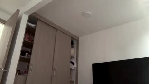 Amy No penetration Virgiin giirl online show from 31, 3, 2026