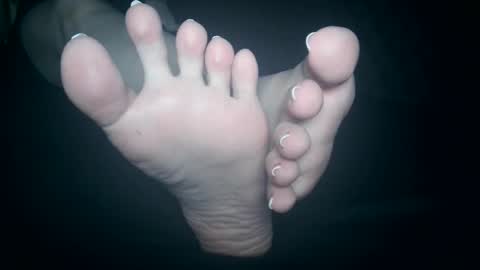 Viv West online show from 21, 10, 2025