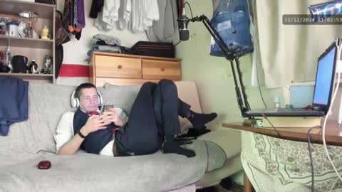 Snapshot of telepaticman chatting on 31, 12, 2024 Virg Lszl online show from 31, 12, 2024