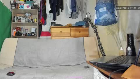 Snapshot of telepaticman chatting on 5, 2, 2025 Virg Lszl online show from 5, 2, 2025