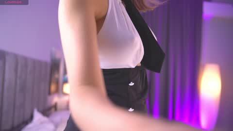 Snapshot of telladreamer_ chatting on 29, 9, 2025 Tella online show from 29, 9, 2025