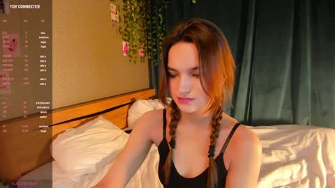 Megan  online show from 4, 3, 2025