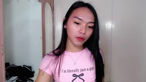 YOGIRL MAXINE online show from 11, 4, 2026