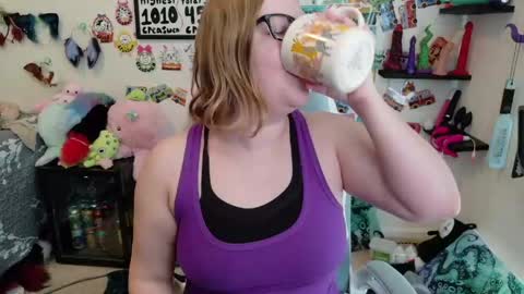 Pixie and Tentacle Overlord online show from 15, 4, 2026