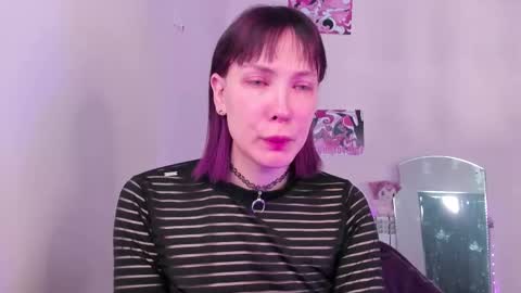 Kira online show from 4, 3, 2026