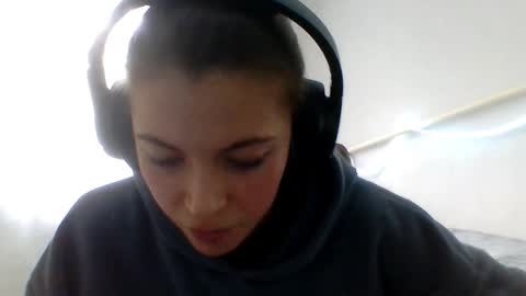 Anny Simpson online show from 12, 9, 2025