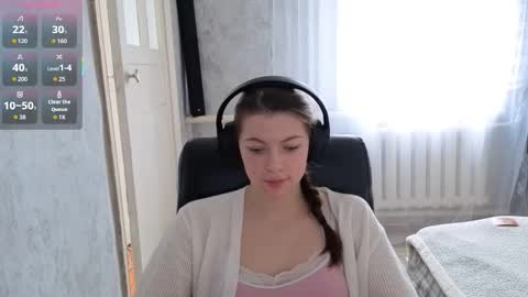 Anny Simpson online show from 4, 12, 2025