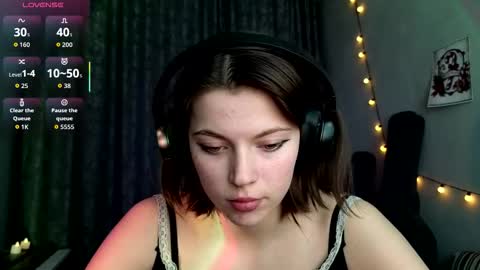 Anny Simpson online show from 4, 2, 2026