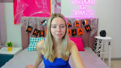 Tessa 3 online show from 23, 10, 2025