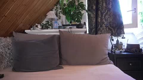 Tessa online show from 28, 7, 2026