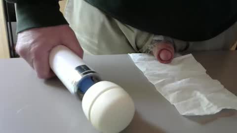 Test the Chat online show from 11, 4, 2026