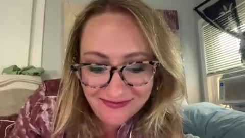 Snapshot of testusnow chatting on 31, 7, 2026 Stevie and David online show from 31, 7, 2026