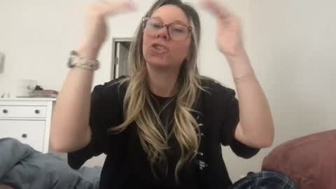 Daphne Summers online show from 9, 2, 2026