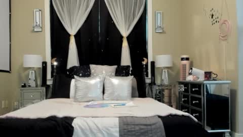 peachy online show from 26, 4, 2026