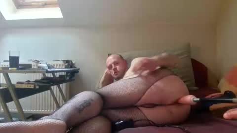 Snapshot of tfojsasiad chatting on 1, 5, 2026 cum eat online show from 1, 5, 2026