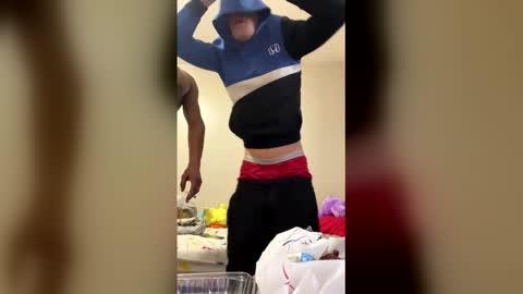 Snapshot of tguns4200 chatting on 11, 1, 2026 tguns4200 online show from 11, 1, 2026