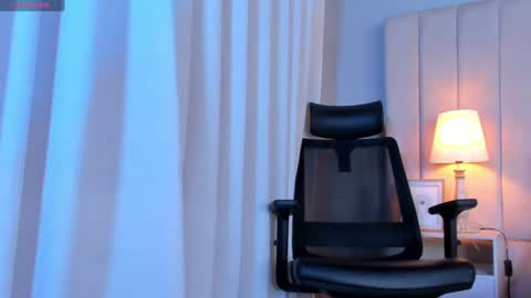 thaddeus king online show from 27, 1, 2025