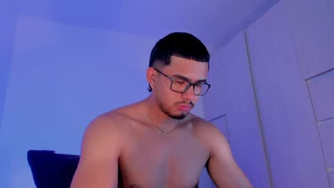 thadeo_king online show from 2, 4, 2026