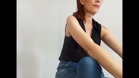 thalia_serrano online show from 10, 2, 2026
