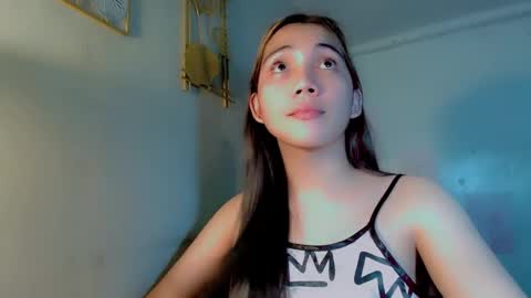 Snapshot of thalia_sunshine chatting on 6, 11, 2025 Thalia online show from 6, 11, 2025