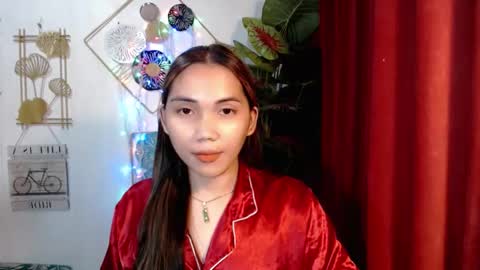 Snapshot of thalia_sunshine chatting on 17, 12, 2025 Thalia online show from 17, 12, 2025