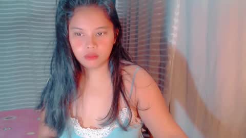 Snapshot of thalie_mae chatting on 6, 1, 2025 Mae online show from 6, 1, 2025