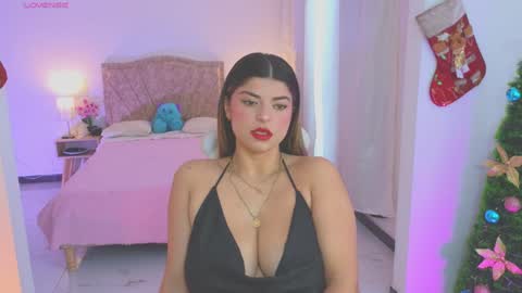 Snapshot of thamy_stark chatting on 16, 12, 2024 Thamara online show from 16, 12, 2024