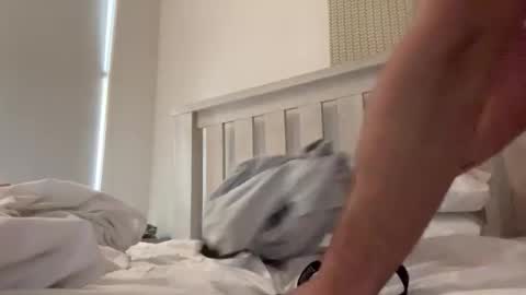 Blue Eyed British Boy online show from 11, 1, 2026