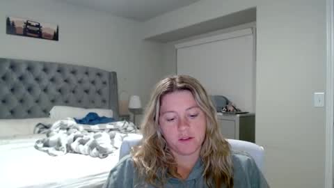 Snapshot of thatprettyblondegirl chatting on 24, 12, 2024 thatprettyblondegirl online show from 24, 12, 2024