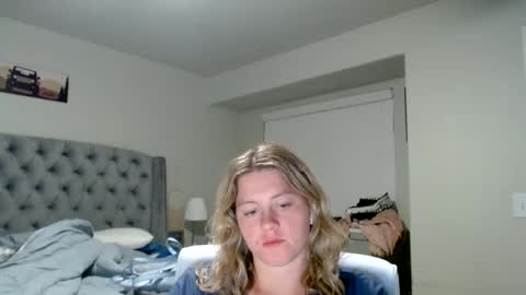 Snapshot of thatprettyblondegirl chatting on 24, 2, 2025 thatprettyblondegirl online show from 24, 2, 2025