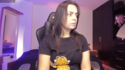 Paola online show from 9, 3, 2025